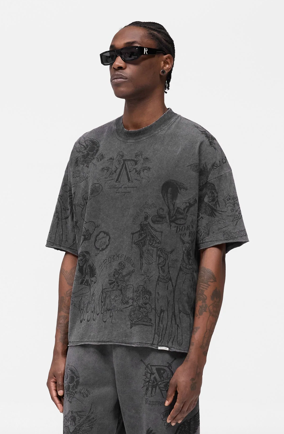 Legacy T-Shirt, Represent, Washed Black