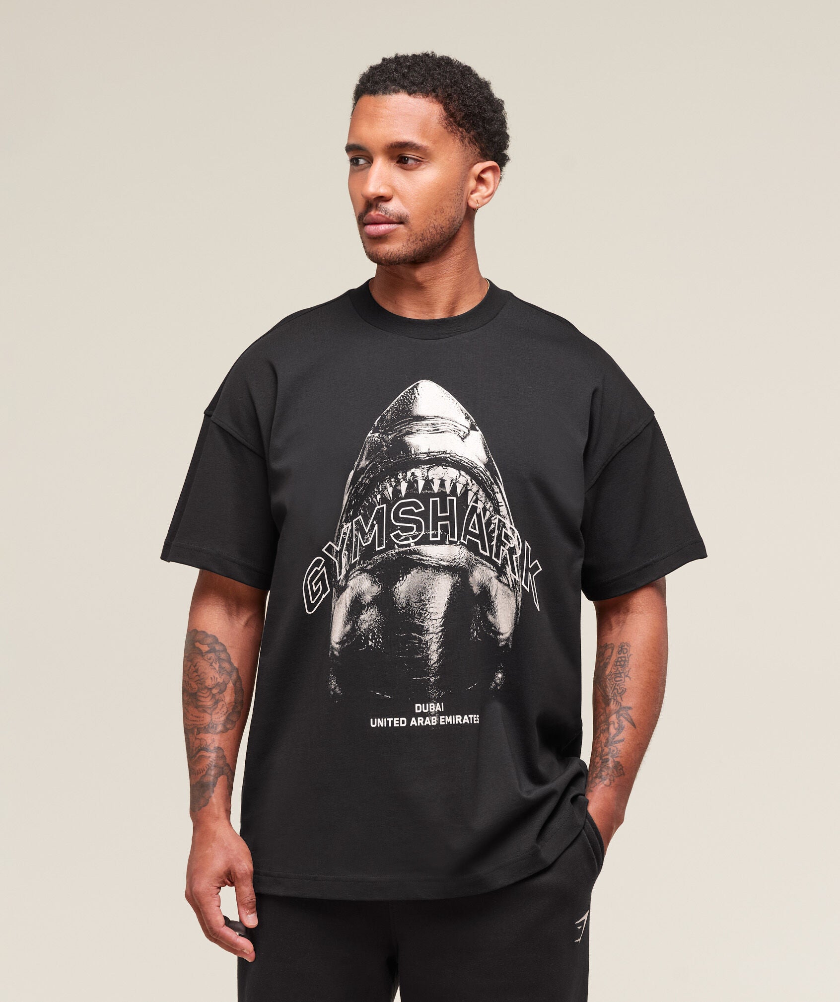 Shark Attack OS Tee Gymshark, Black